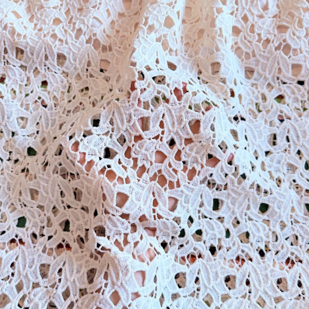 ASTR The Label Floral Lace Midi Dress in Cream size XS - Picture 5 of 10